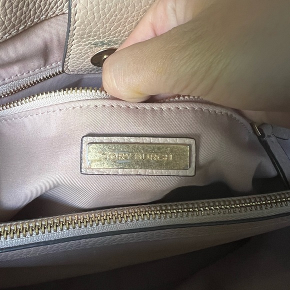 SOLD Tory Burch McGraw Tote - Picture 7 of 11